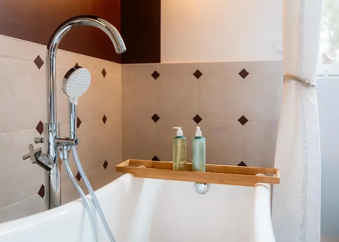 Le Madeleine - - Elegant - Cozy - By Primo